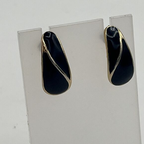 RARE ESTATE VINTAGE 1960- EARLY 70’S CROWN Navy BLUE ENAMEL Stud EARRINGS - Picture 5 of 8